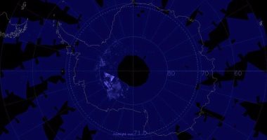 "ناسا" تلتقط صورة للغيوم المتوهجة فوق القارة القطبية الجنوبية