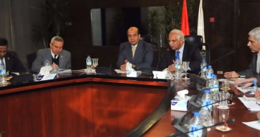 وزير النقل يلتقى رئيس الهيئة العربية للتصنيع لتنفيذ تكليف الرئيس بتطوير السكة الحديد 
