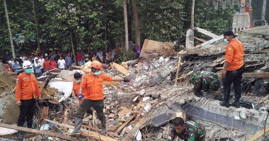 وكالة الكوارث الإندونيسية تعلن الحاجة إلى مؤن غذائية عقب الزلزال