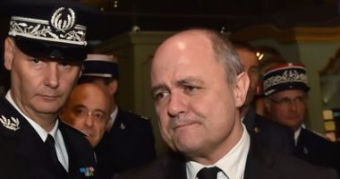 وزير داخلية فرنسا ينشر 3000 شرطى إضافى لتأمين احتفالات رأس السنة 