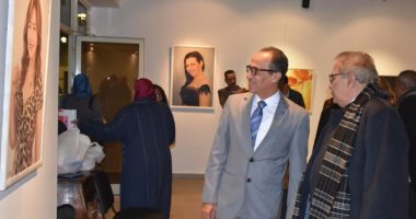  افتتاح معرض "بحب السينما" للفنان مرتضى أنيس بالهناجر