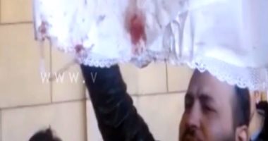بالفيديو.. هتافات ودماء فى موقع تفجير الكنيسة البطرسية بالكاتدرائية