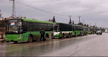 المرصد السورى: مسلحون يعتدون على قافلة تقل مواطنين فى حلب
