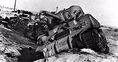 ذات يوم15 ديسمبر 1956.. الفدائيون يدمرون مركز دبابات بريطانية