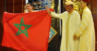 وفد مدينة فاس المغربية بمهرجان طيبة الدولى للفنون يشيد بآثار أسوان
