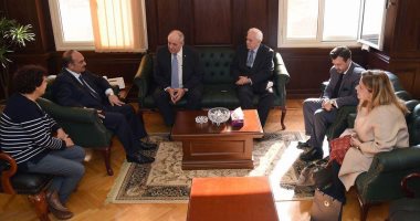 محافظ الإسكندرية يستقبل نائب وزير خارجية اليونان