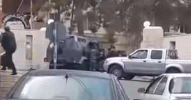 بالفيديو.. مسلحون يتحصنون بقلعة الكرك فى الأردن ويطلقون النار على مركز أمنى
