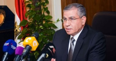 وزير التموين لليوم السابع: حذف بطاقات 4 ملايين من المتوفين والمسافرين للخارج