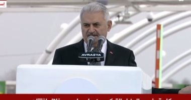 رئيس وزراء تركيا يدعو الصم والبكم للتصويت بنعم فى استفتاء الدستور
