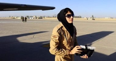 أول امرأة طيار بسلاح الجو الأفغانى تطلب اللجوء لأمريكا