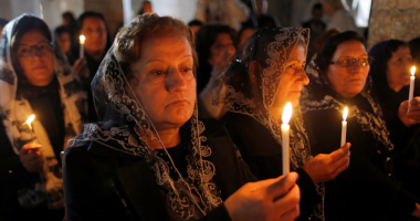 بالصور.. مسيحيون بالعراق يحتفلون بعيد للميلاد بعد استعادة بلدتهم من داعش