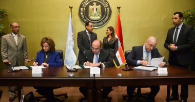 توقيع وثيقة مد مشروع "المخطط الاستراتيجى لمدينة الإسكندرية 2032" لمدة عامين
