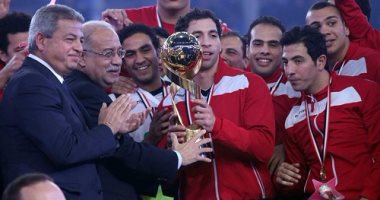 وزير الرياضة يلتقى منتخب كرة اليد قبل السفر لكأس العالم