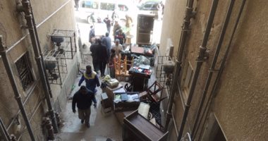 بالصور.. إخلاء 4 وحدات سكنية من واضعى اليد خلال حملة بأسوان