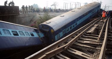 30 قتيلا ونحو 180 مصابا فى تصادم قطارين شرقى الهند