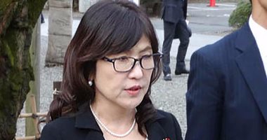 وزيرة الدفاع اليابانية تزور ضريح ياسوكونى بعد زيارة آبى بيرل هاربر