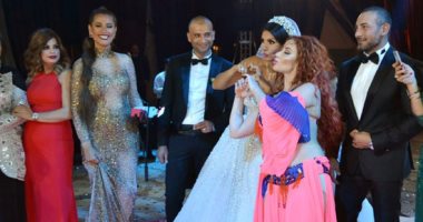 بالصور.. نجوم المجتمع والمشاهير فى حفل زفاف الفنانة التونسية "ساندى"