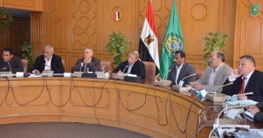 محافظ الإسماعيلية: انتهاء مشكلة الصرف الصحى بالقنطرة شرق خلال 6 أسابيع