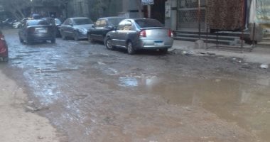 بالصور.. المياه تغرق شارع التعاون فى فيصل.. والقراء يستغيثون