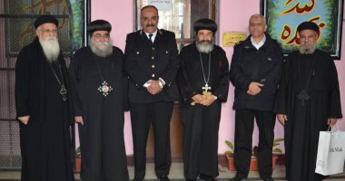 بالصور.. مطران بورسعيد وأسقف الإسماعيلية يهنئان سجناء بورسعيد ‏بأعياد الميلاد