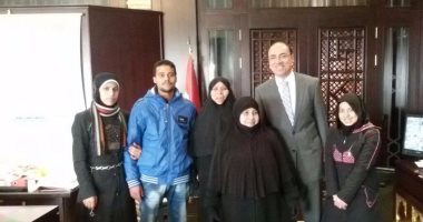 سفارة مصر بدمشق تنجح فى إجلاء عائلتين مصريتين من منطقة الاشتباكات بحلب