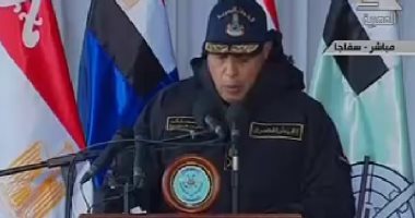 قائد القوات البحرية: مصر أول دولة فى الشرق الأوسط تمتلك حاملتى مروحيات