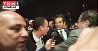 بالفيديو..إنقلاب فى سينمات صن سيتى ومصر الجديدة بسبب "مولانا" عمرو سعد