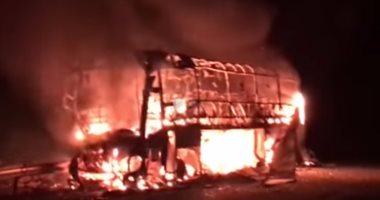مصرع 6 أشخاص فى اشتعال حريق بحافلة للركاب بباكستان