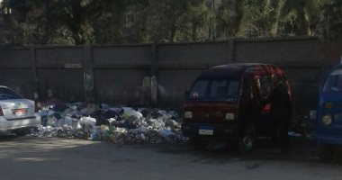 شكوى من تراكم القمامة بطريق السويس