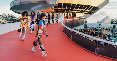 عرض أزياء ضخم لدار "Louis Vuitton" فى اليابان 14 مايو المقبل