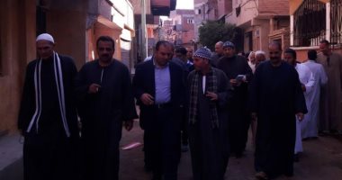 اهالى دفرة يكرمون نائبان مركز طنطا على  مشروع الصرف الصحى