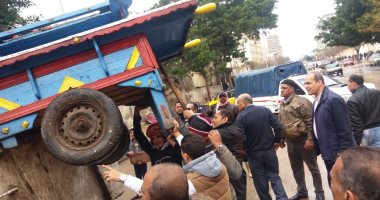 شاهد أكبر حملة إزالة إشغالات بحى عين شمس شرق القاهرة