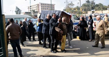 بالصور.. انتهاء تشييع جنازة نجوى أبو النجا والتوجه لدفن الجثمان بالمنصورة