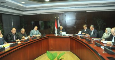 وزير النقل يعلن تنفيذ كبارى جديدة على النيل بتكلفة 4 مليارات جنيه