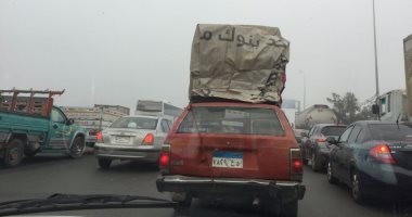 المرور: بدء تفويج السيارات بطريق إسكندرية الصحراوى بسبب الشبورة الكثيفة