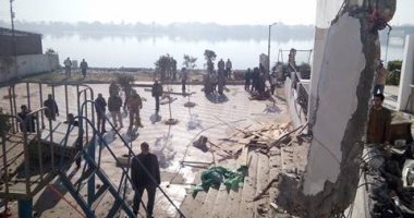 بالصور.. إزالة تعديات لنادى قضاة مجلس الدولة على حرم نهر النيل ببنى سويف