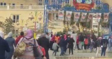 بالفيديو.. زحام شديد على «الملاهى» تزامنا مع ذكرى ثورة يناير وعيد الشرطة