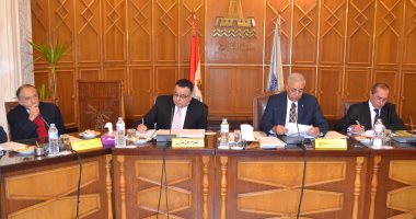 مجلس جامعة الإسكندرية يناقش إنشاء برنامج اللغويات والصوتيات القضائية