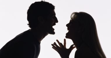الأحوال المدنية: 207 آلاف وثيقة طلاق سنويا.. وخبير: الغيابى منه عنف ضد مرأة