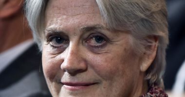 زوجة "فيون" مرشح الرئاسة الفرنسية: يجب عدم الانسحاب  من الانتخابات