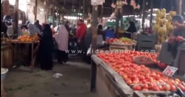 بالفيديو.. لو عايزة تشترى "رخيص" روحى سوق المطرية "القوطة بجنيه"