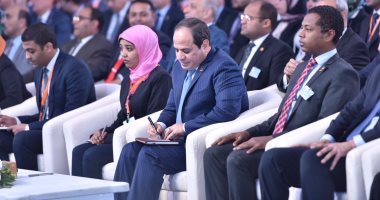 7 تغريدات لحساب الرئيس السيسى تلخص كلماته بالجلسة الأولى فى مؤتمر الشباب