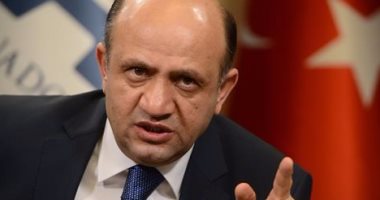 وزير الدفاع التركى: بحث حل عسكرى فى سوريا حال فشل الجهود الدبلوماسية