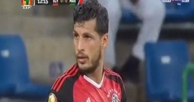 مباراة مصر وأوغندا ببرج العرب تعيد طارق حامد للدكة