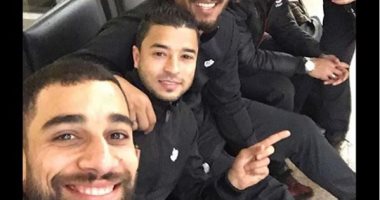 السولية ينشر صورة مع لاعبى الأهلى قبل رحلة الإمارات 