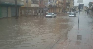 سقوط أمطار غزيرة بالغربية وطوارئ بمجالس المدن والمديريات الخدمية