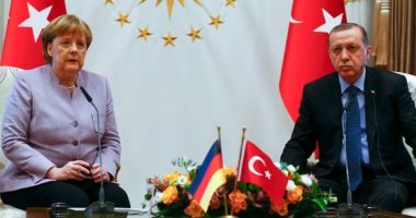 ميركل تنتقد حرية التعبير فى تركيا خلال لقائها مع أردوغان