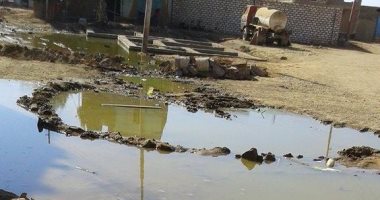 "مياه الشرب" تؤكد عدم مسئوليتها عن شكوى أهالى قرية خور الزق بأسوان