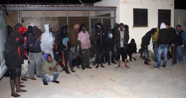 مقتل مهاجرة وانقاذ 1000 أخرين قبالة السواحل الليبية