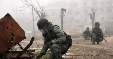 الشرطة العسكرية الروسية تسير دوريات على الحدود السورية التركية